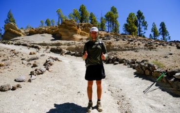 Lucas von TrailNation auf GR 131 auf Teneriffa in der Mondlandschaft von Vilaflor