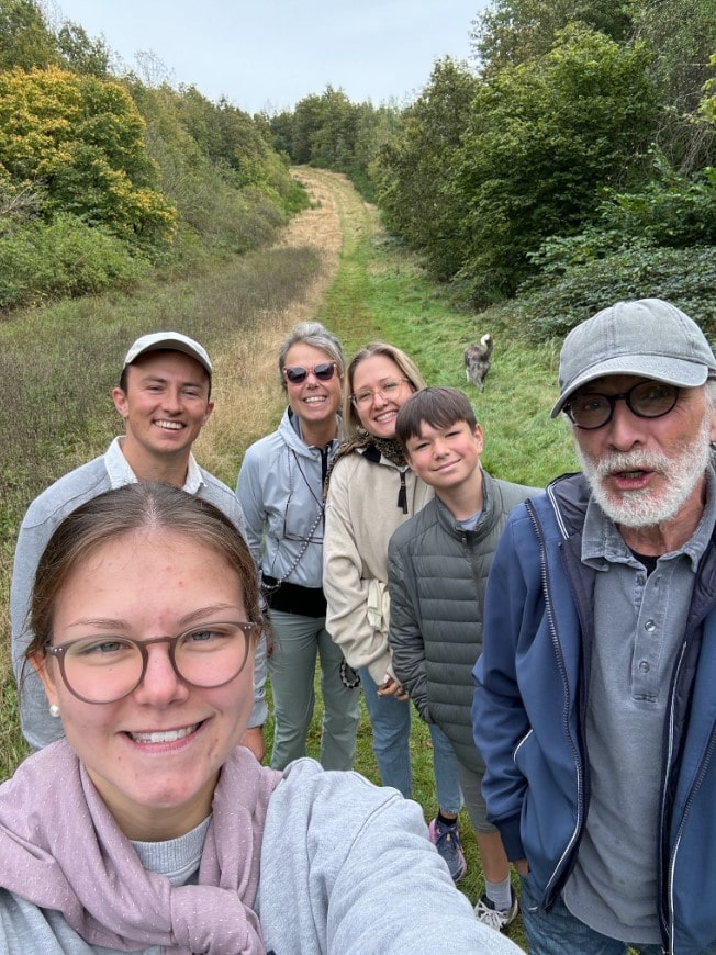 Wandern Familie Hambacher Forst Hund